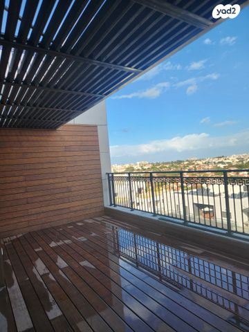 דירה, יצחק שמיר 30, מרכז דרום, רעננה