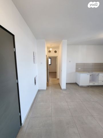 דירה, לאה גולדברג 14, צפון נס ציונה, נס ציונה