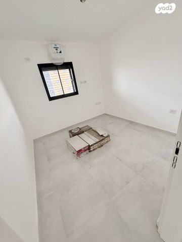 דירה, לאה גולדברג 10, צפון נס ציונה, נס ציונה