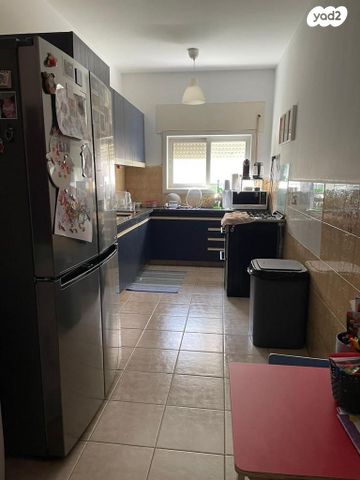 דירה, בר אילן 31, נווה דוד רמז, רעננה