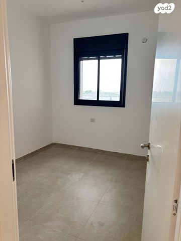 דירה, שדרות הגליל 32, בת חפר, בת חפר