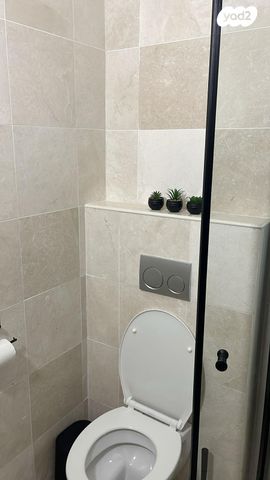 דירה, רמב"ן 59, רחביה, ירושלים