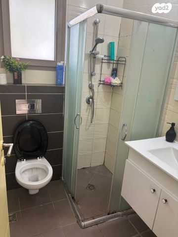 יחידת דיור, שביל האלמוג 1, בוסתן הגליל, בוסתן הגליל