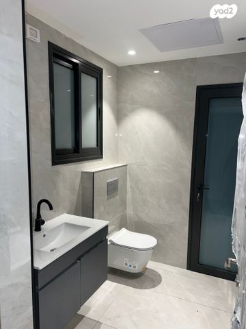 גג/ פנטהאוז, יוסף קלוזנר 3, רביבים, גני ראשון, ראשון לציון