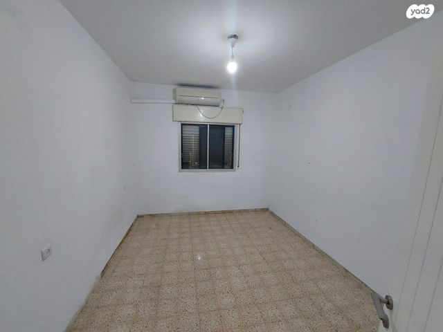 דירה, דרך הים 143, כרמל מערבי, חיפה