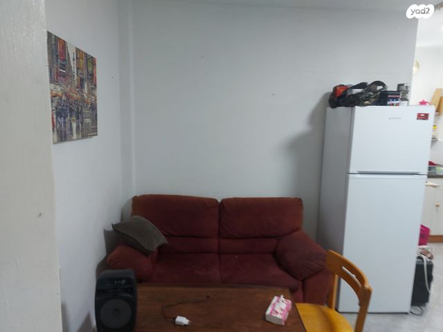 יחידת דיור, אחד העם 43, שיכון א', קרית שמונה