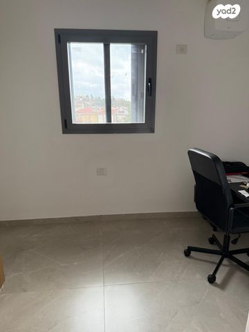 דירה, גאולה 10, קרית שרת, רעננה