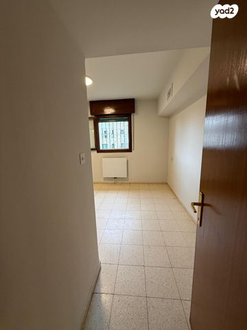 דירה, חיים בג'איו 9, קטמון הישנה, ירושלים