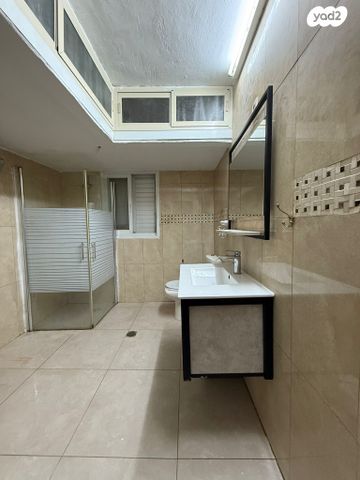 דירה, שפרינצק 8, קרית ים ב', קרית ים