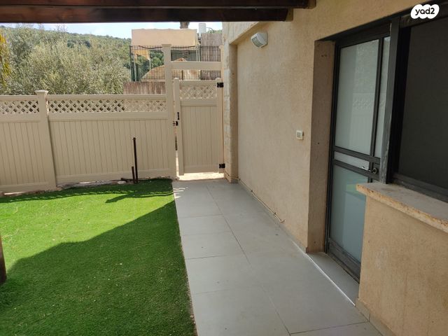 דירה, האלונים 202, חוסן, חוסן