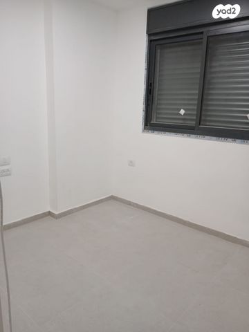 דירה, פנחס לבון 14, שיכון ותיקים, חולון