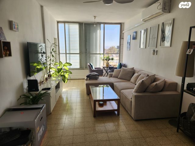 יהושע בן גמלא 17