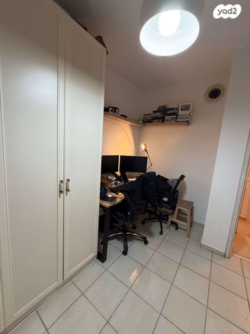 דירה, נחלת יצחק 18, נחלת יצחק, תל אביב יפו