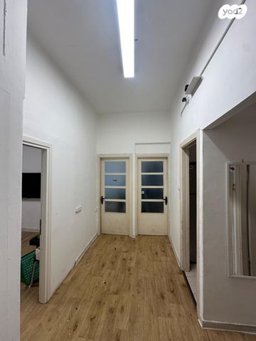 דירה, גאולה 24, כרם התימנים, תל אביב יפו