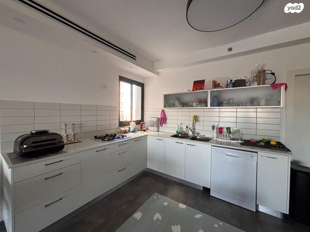 דירה, יצחק שמיר 9, רמת הדר, גבעת שמואל