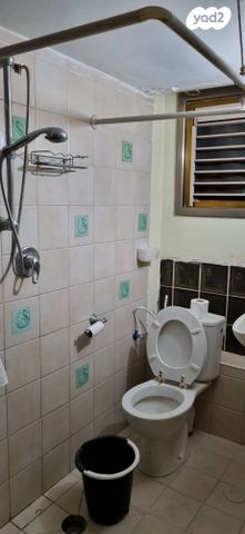 יחידת דיור, הרב לוין מרישא 11, הפועל המזרחי ה', שיכון ה', בני ברק