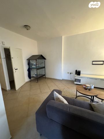 דירה, אמנון ותמר 33, מרום נווה, רמת יצחק, רמת גן