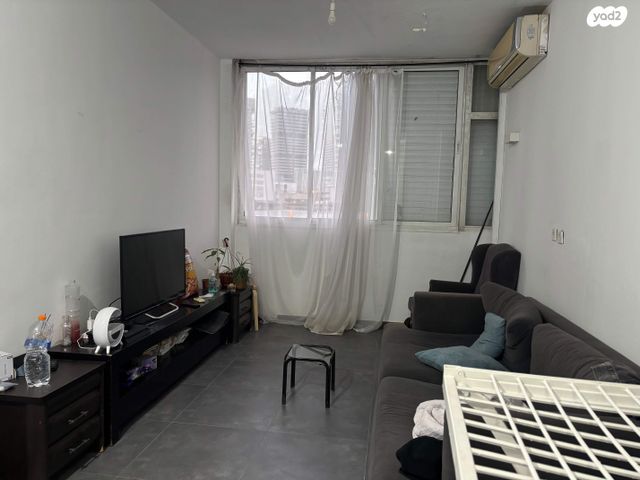 דירה, דרך מנחם בגין 24, בורסה, רמת גן