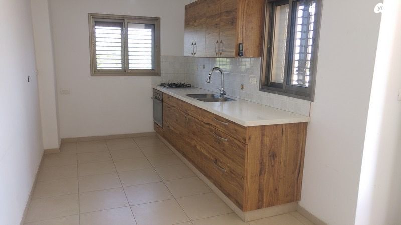 יחידת דיור, הנרייטה סאלד 44, גני צבי, הוד השרון