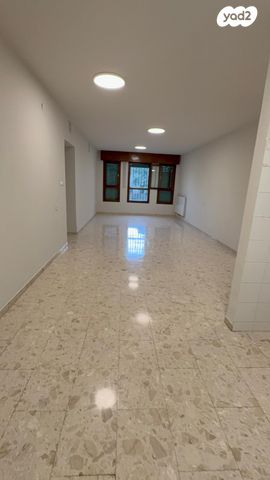 דירה, חיים בג'איו 9, קטמון הישנה, ירושלים