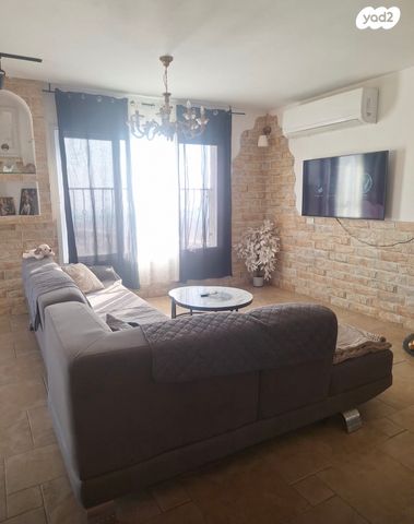 דירה, שדרות אדם 66, גבע בנימין, אדם - גבע בנימין