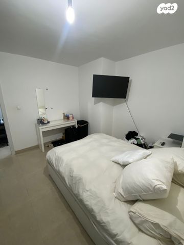 יחידת דיור, יהודה עמיחי 16, גן יבנה מערב, גן יבנה