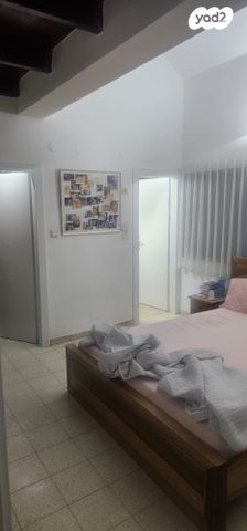 בית פרטי/ קוטג', האלון 4, אורנית, אורנית