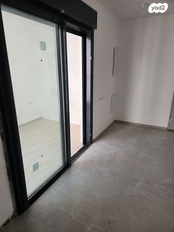 דירה, אשכולות 1, עמק הכרמל, נשר