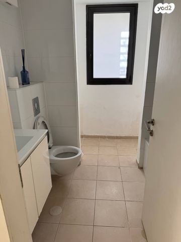 דירה, אהוד מנור 11, נווה זמר, רעננה