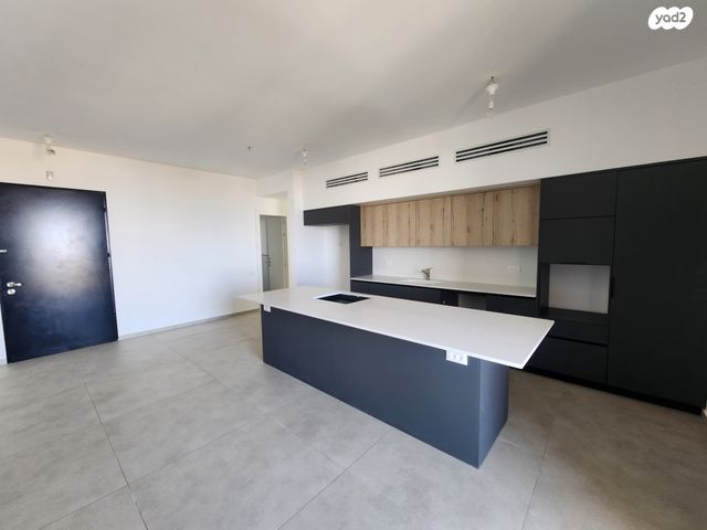 יצחק שמיר 30