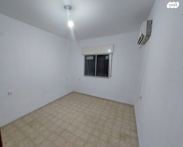 דירה, דרך הים 143, כרמל מערבי, חיפה