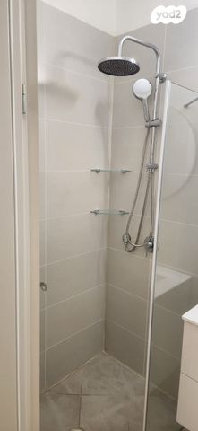 דירה, לאה גולדברג 10, חתני פרס ישראל, באר יעקב