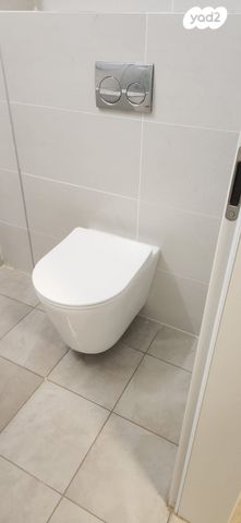 דירה, לאה גולדברג 10, חתני פרס ישראל, באר יעקב