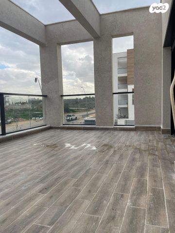 דירה, אלה 17, בת חפר, בת חפר