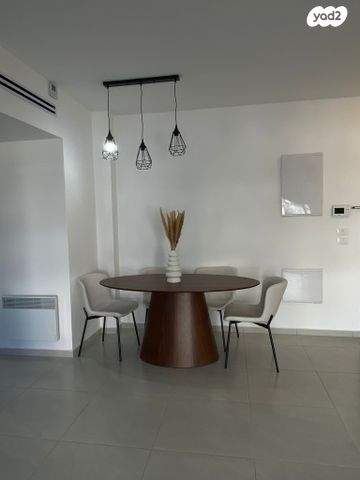 דירה, רותם 10, המגרסה, מבשרת ציון