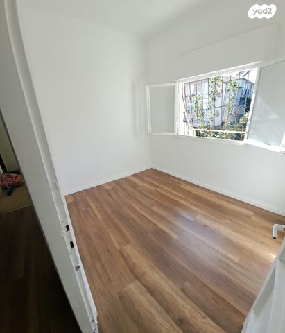 דירה, קדושי קהיר 18, רוטשילד עצמאות, בת ים