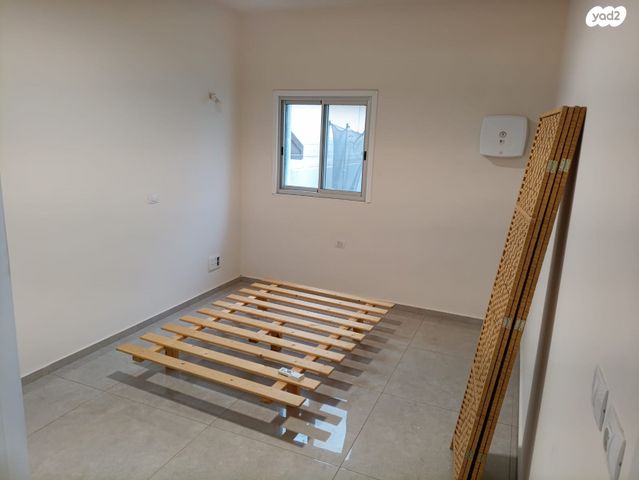 דירת גן, דרך העצמאות 68, וורבורג, בנימינה גבעת עדה