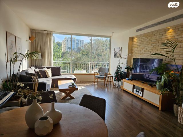 שדרות לוי אשכול 48