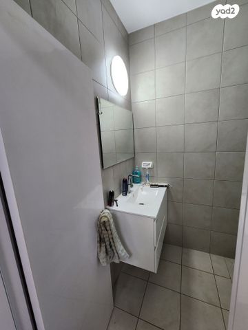 בית פרטי/ קוטג', המעגל 38, גיל עמל, הוד השרון