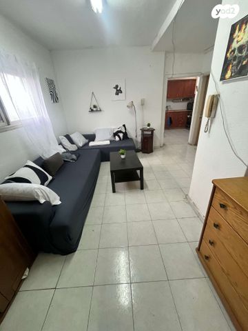 לה גווארדיה 28