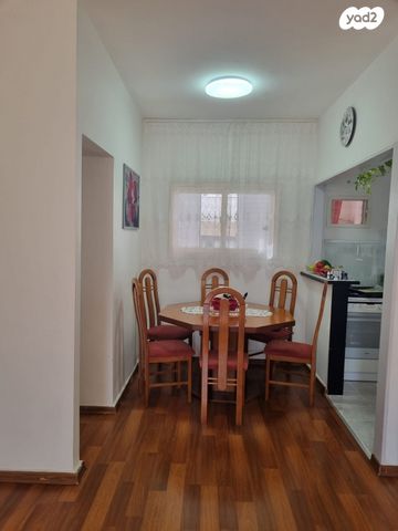 דירה, רמב"ם 48, לב המושבה / מרכז העיר, פתח תקווה