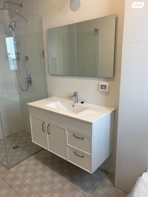 דירה, יצחק שמיר 28, מרכז דרום, רעננה