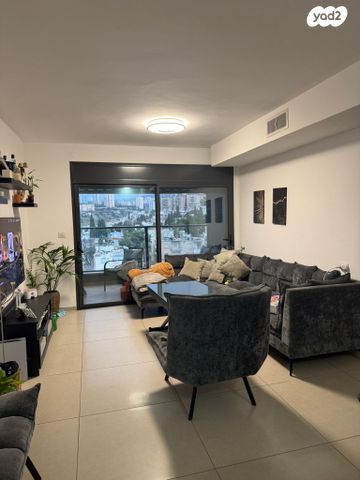 דירה, פבזנר 29, הדר מרכז, חיפה