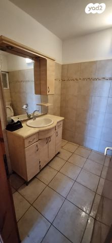 דירה, המכבים 11, מרכז העיר, קרית שמונה