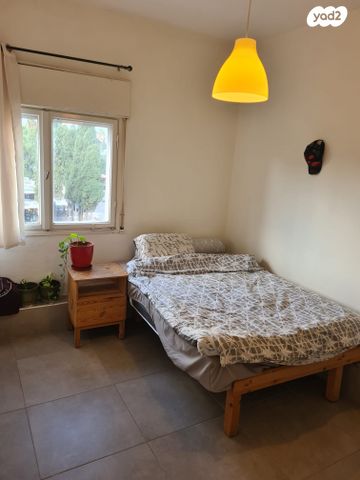 שדרות טרומפלדור 1