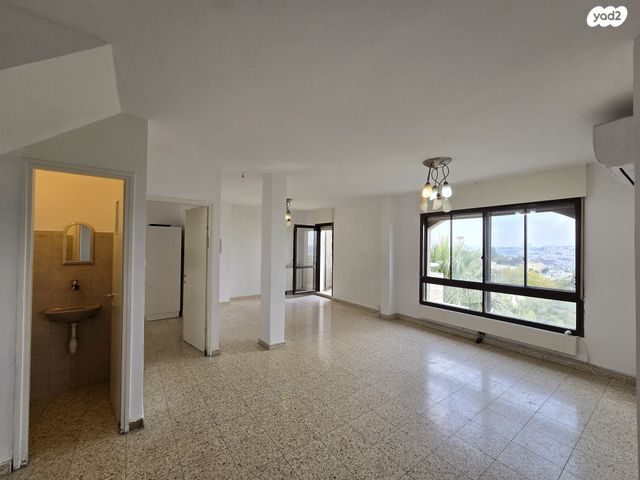 דירה, הגומא 18, גילה, ירושלים