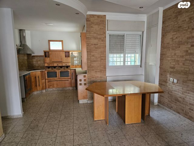 דו משפחתי, משה רחמילביץ' 129, פסגת זאב, ירושלים