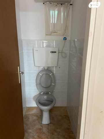 דירה, סמטת האשכולית 2, אושיות, רחובות