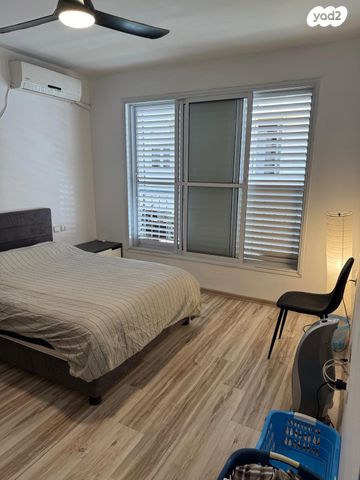 דירה, רמב"ם 25, גבעת הרמבם, גבעתיים