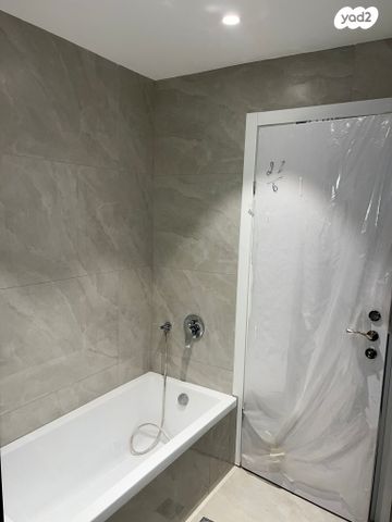 גג/ פנטהאוז, יוסף קלוזנר 3, רביבים, גני ראשון, ראשון לציון